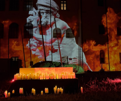 La macchina eroica e il percorso di gloria - sullo sfondo dell'imagine una scultura di Bernini